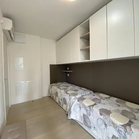 Immobiliare Jvl - White Apartment